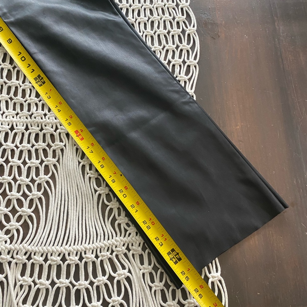 Meshki Tyra vegan leather high waist pants - Picture 4 of 10